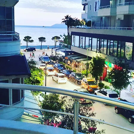 Me Qera Lungomare Medem Apartment