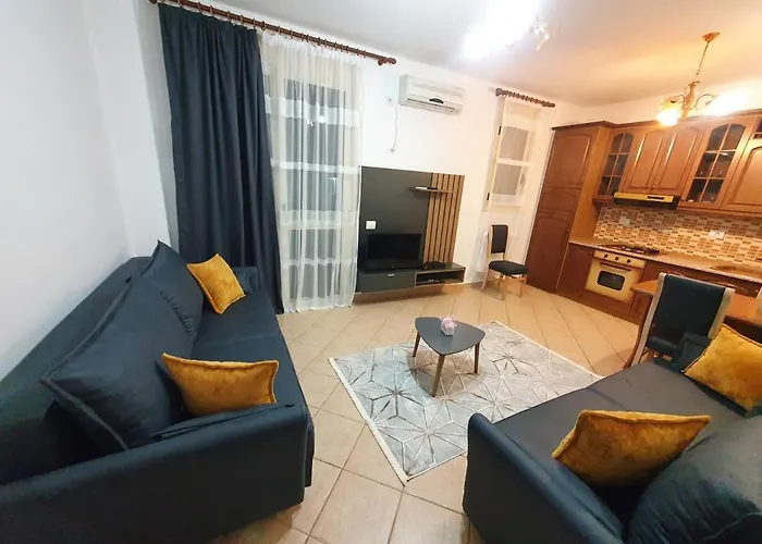 Me Qera Lungomare Medem Vlorë