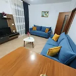Me Qera Lungomare Medem Apartamento *