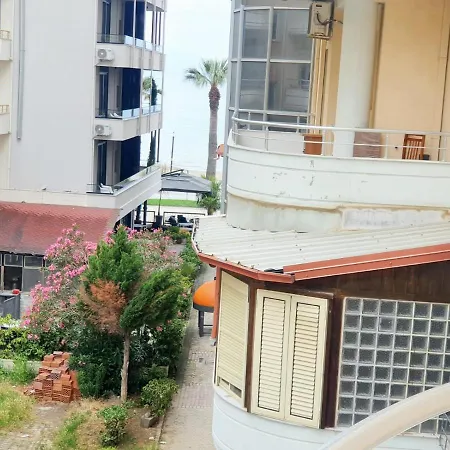 Me Qera Lungomare Medem * Avlonya